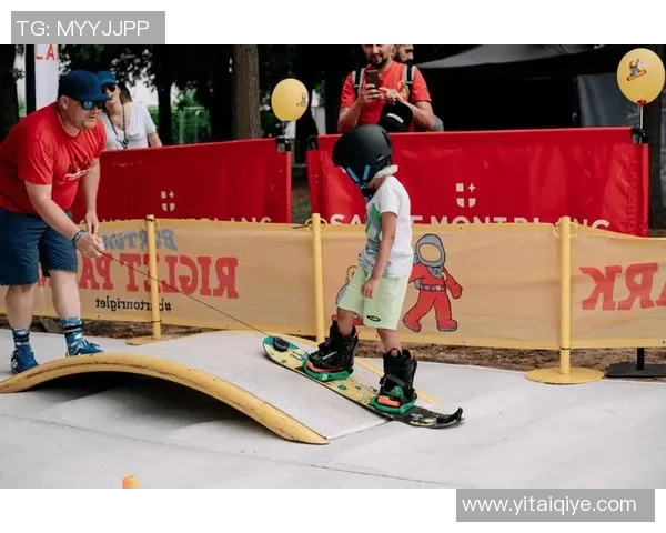 上海极限运动队技术争议引发热议运动员表现与安全性引关注