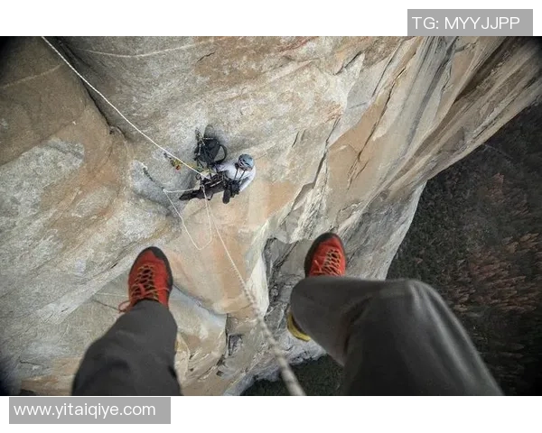 李军谈攀岩之路：从初学者到顶尖高手的心路历程与成长故事