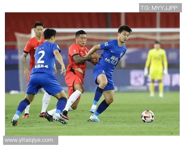 武汉足球队意识探讨与发展路径分析：从历史到未来的全景视角